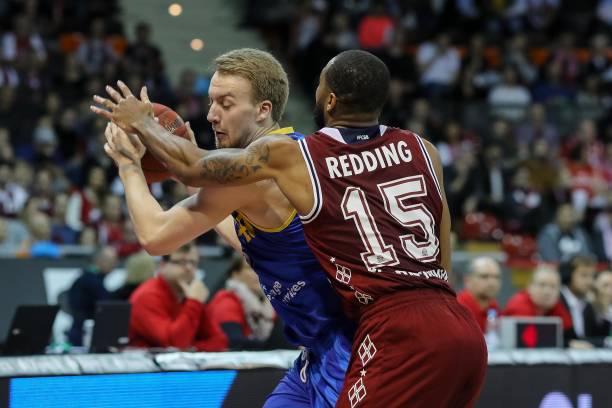 遭遇类似低 遭遇类似低